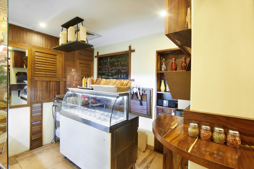 Snack Bar