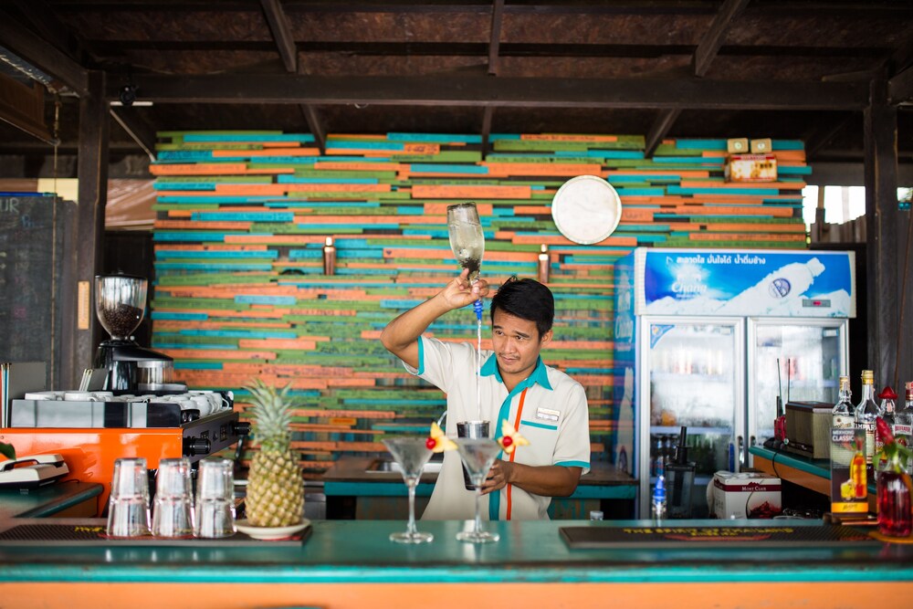 Hotel Bar
