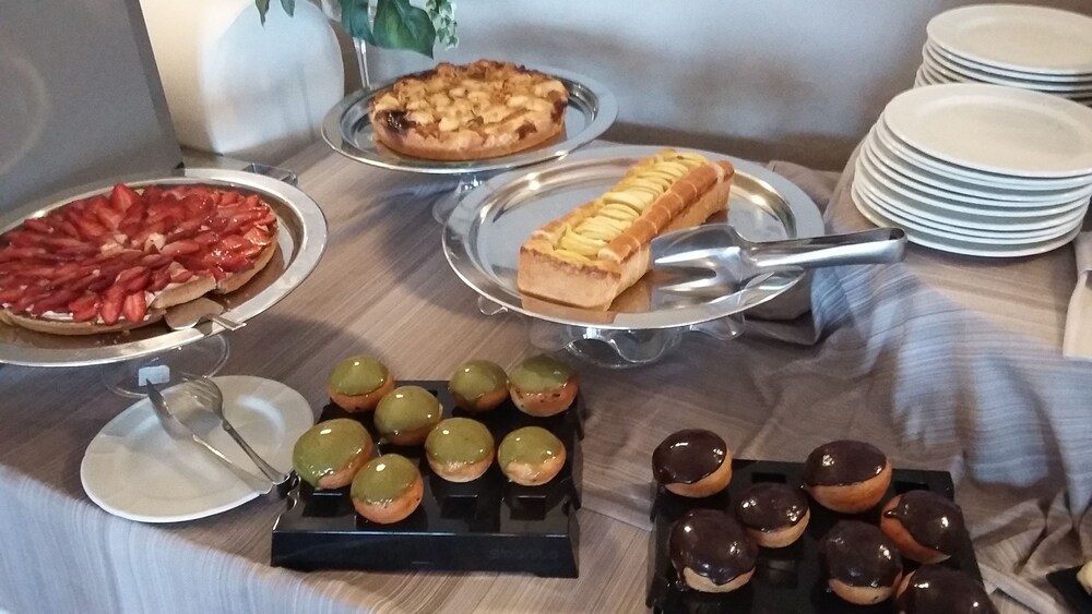 Delicatessen