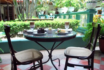 Coffee Shop