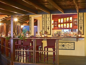 Hotel Bar