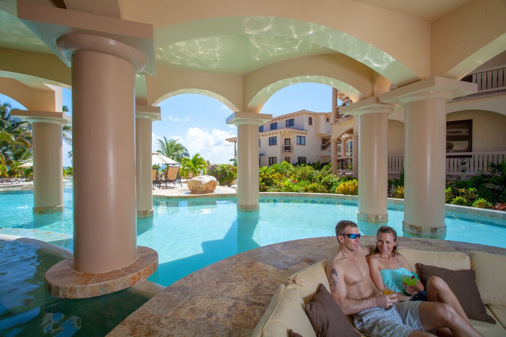 Poolside Bar