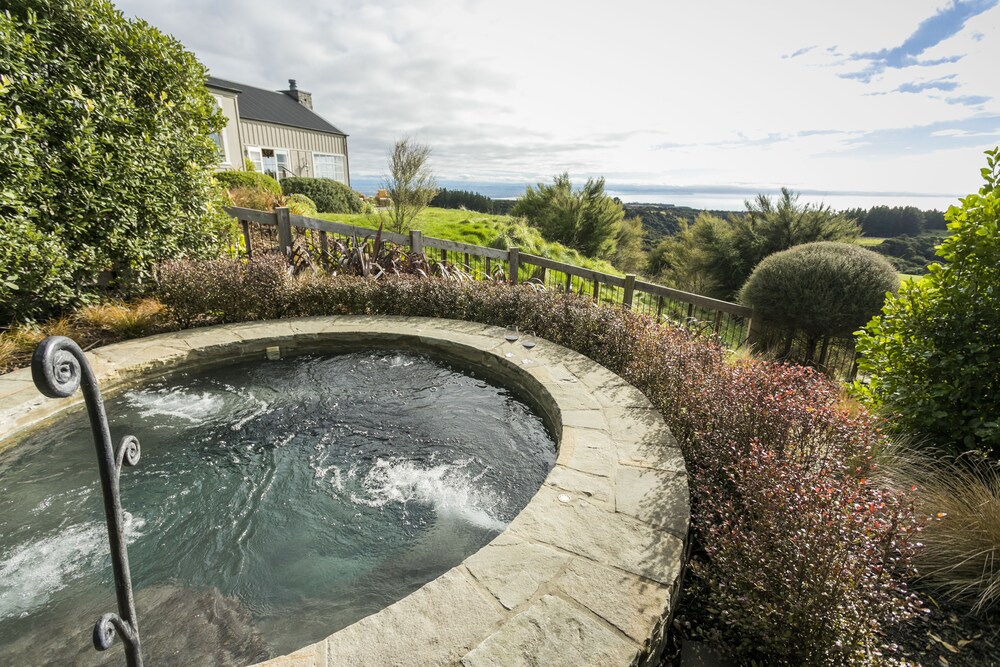Private Spa Tub