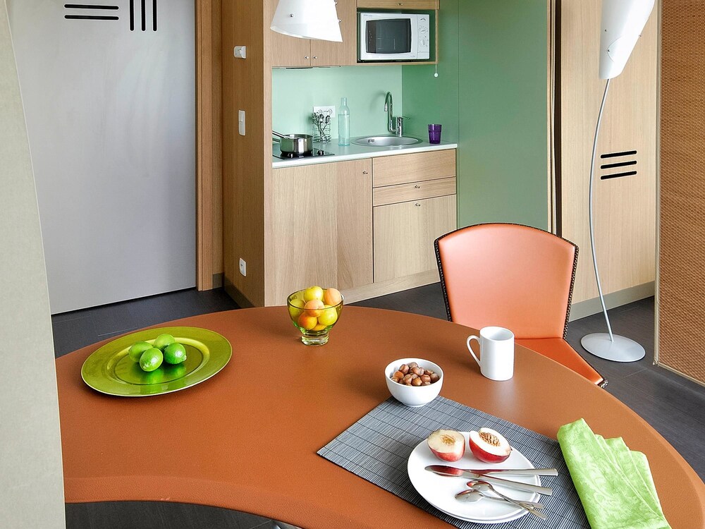 Restauration dans la chambre