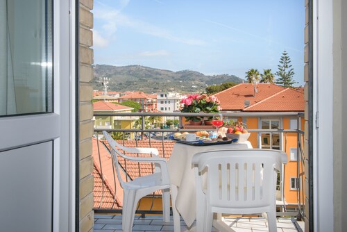 Hotel La Marina