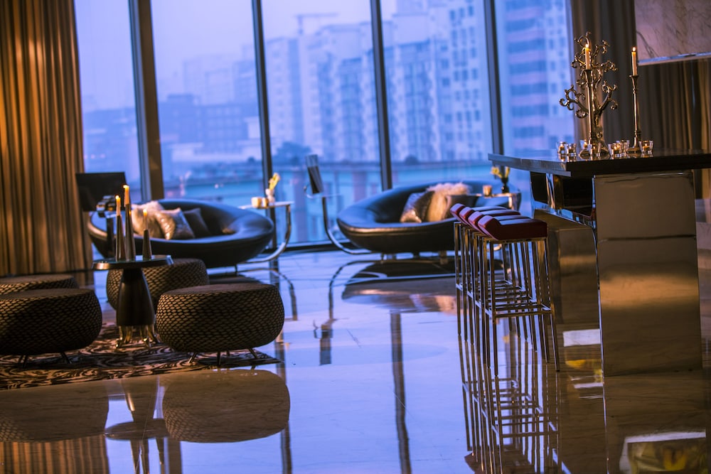 Hotel Lounge