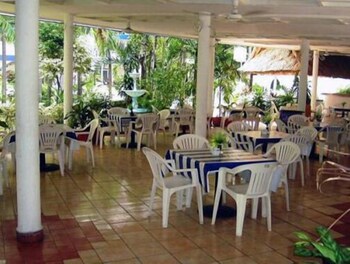 Food Court