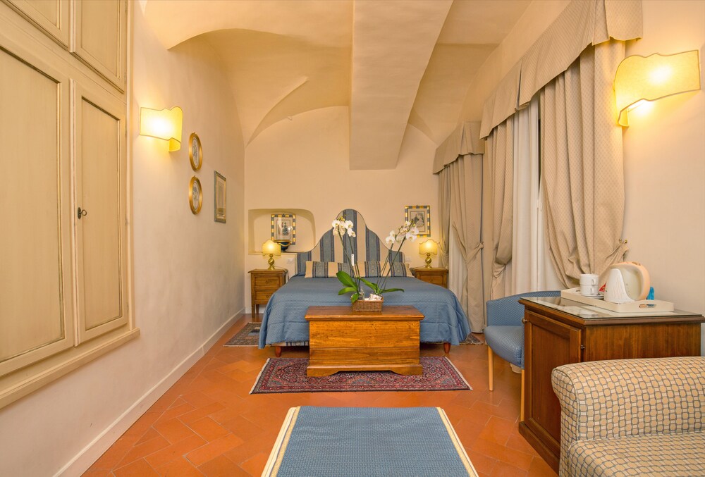Standard Room - Guestroom