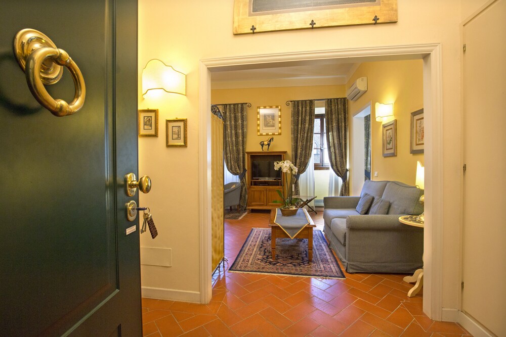 Junior Suite - Guestroom