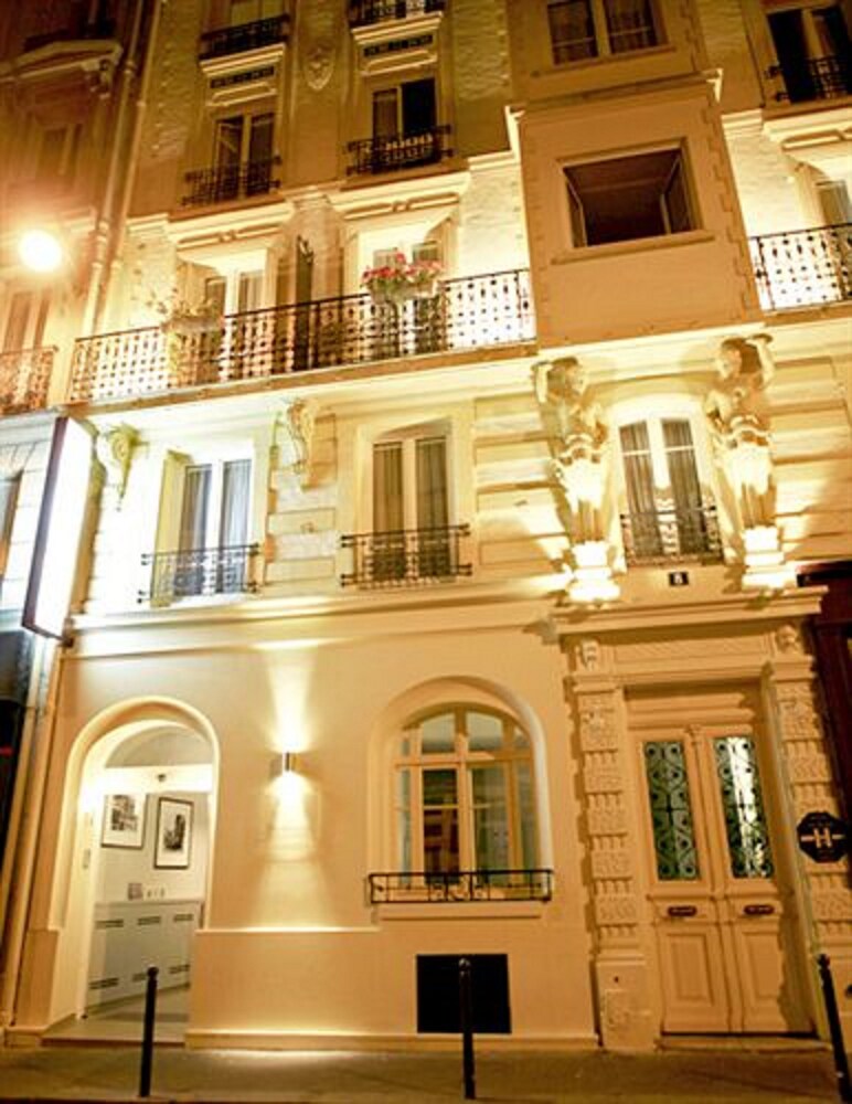Fachada do hotel