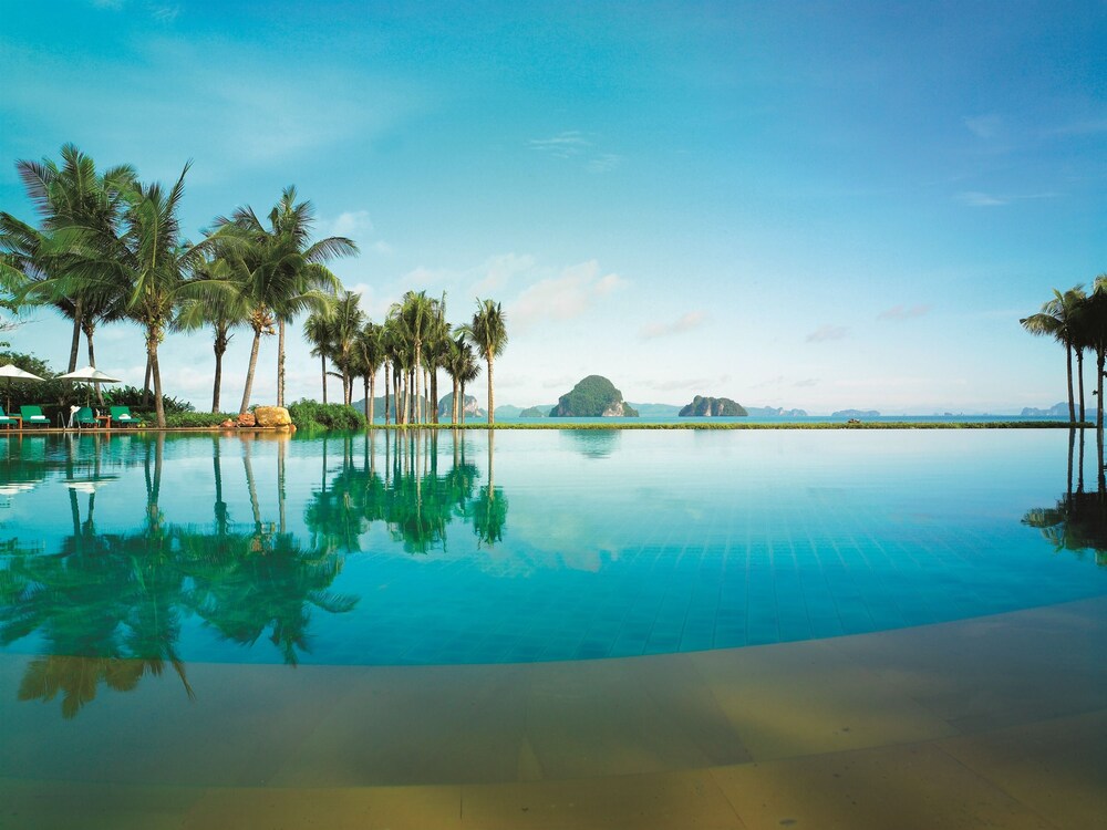 Infinity Pool