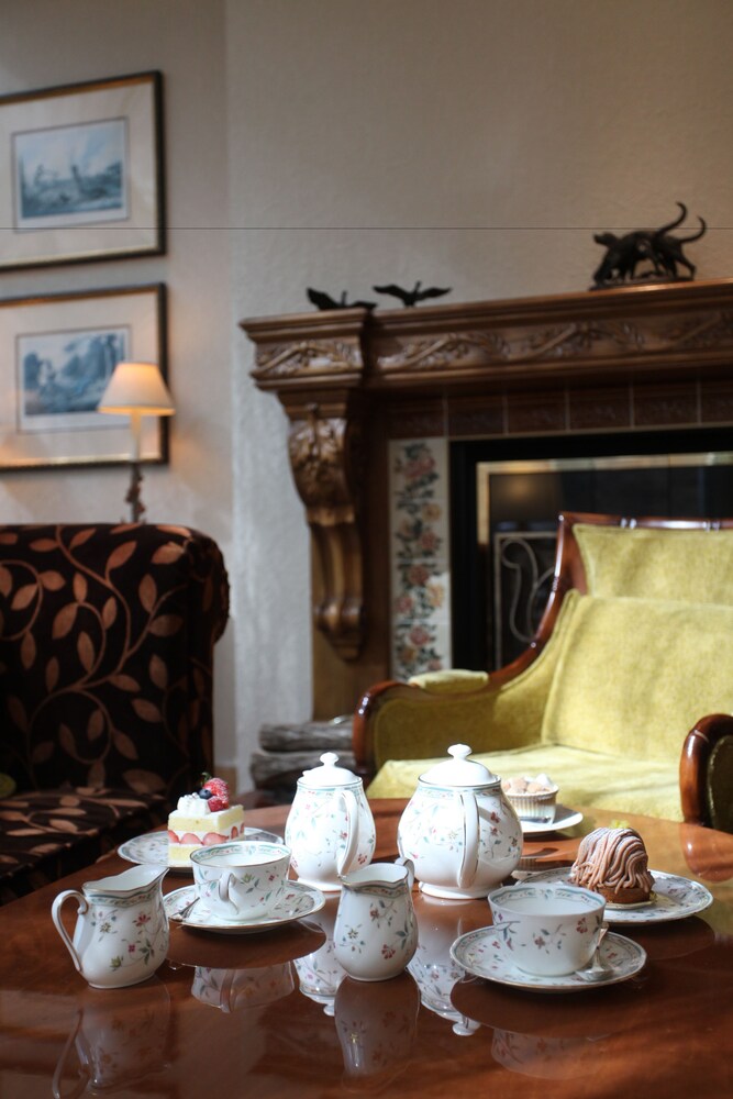 Executive Lounge