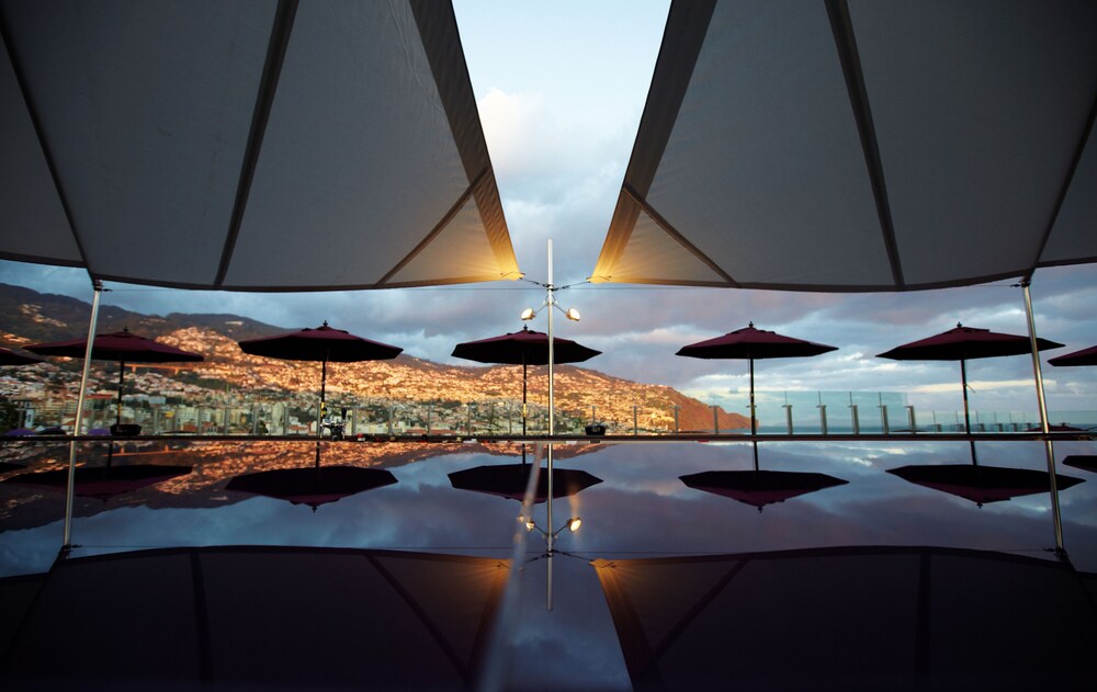Rooftop Pool