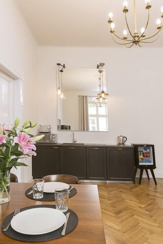 Apartment, 2 Bedrooms - Guestroom