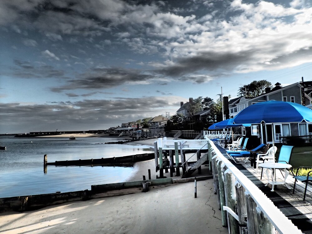 Beach/Ocean View