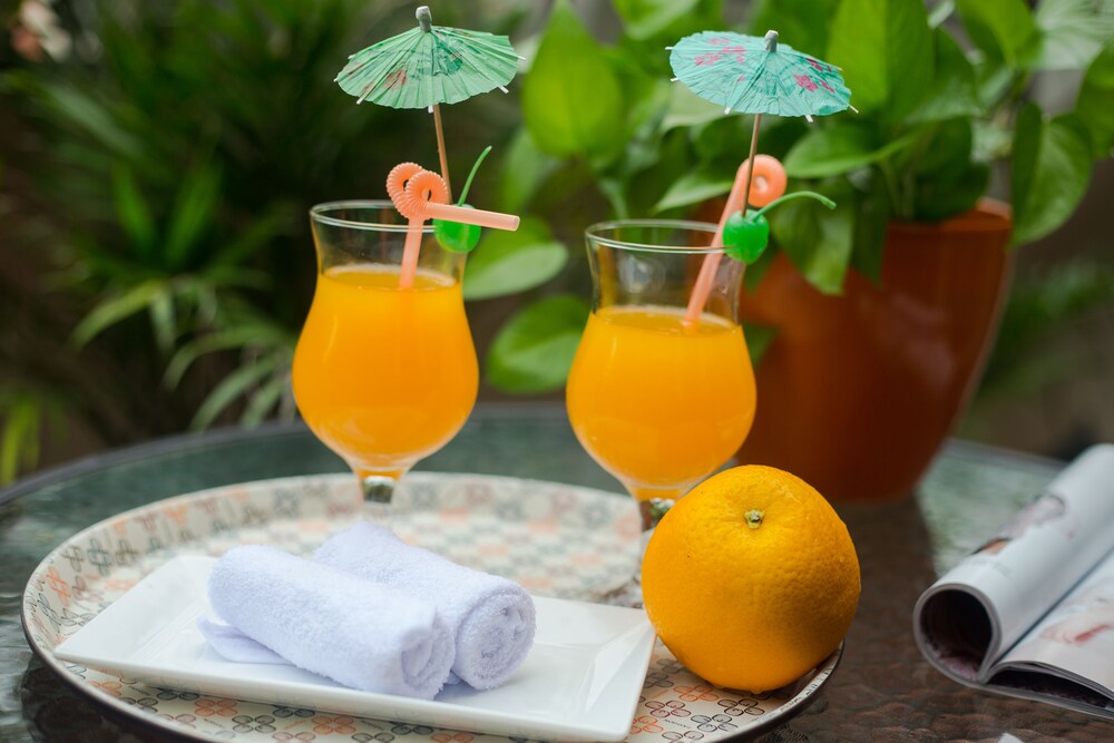 Thức ăn và đồ uống