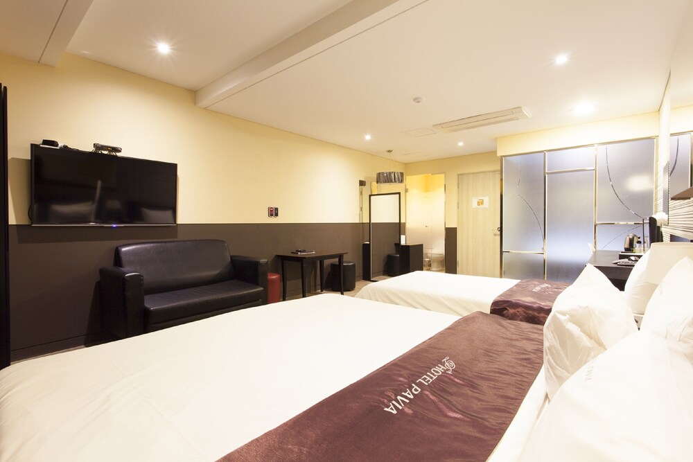 Guestroom