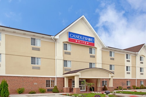 Candlewood Suites Airport, an IHG Hotel