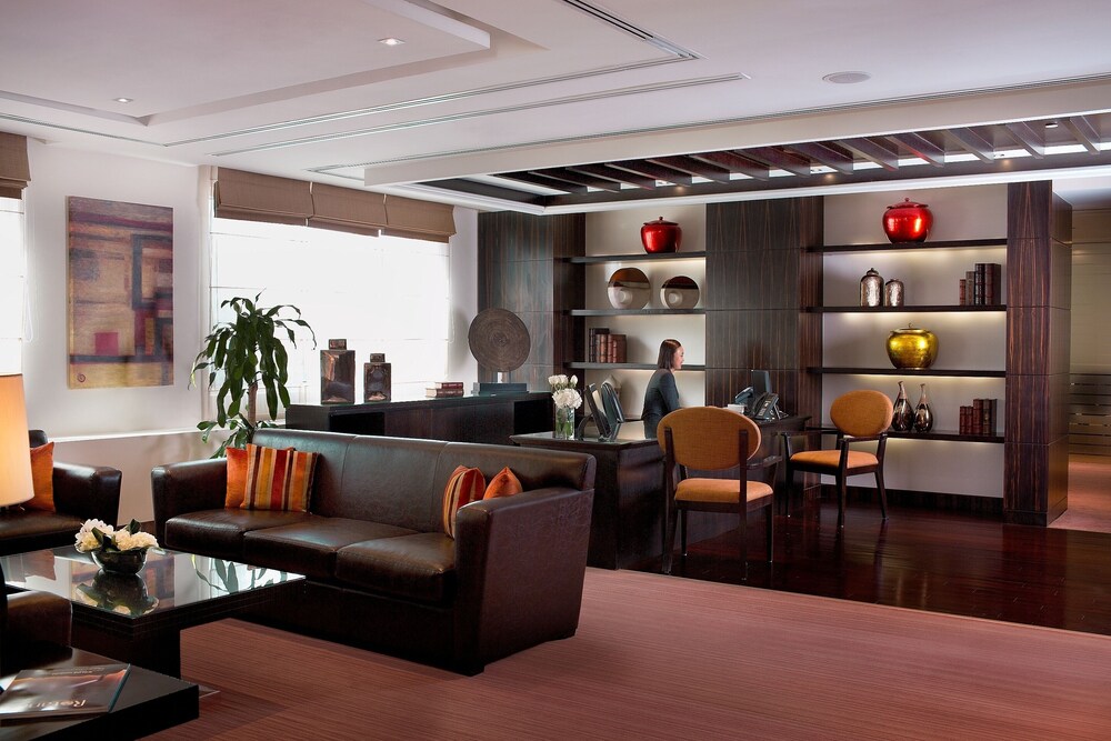 Executive Lounge