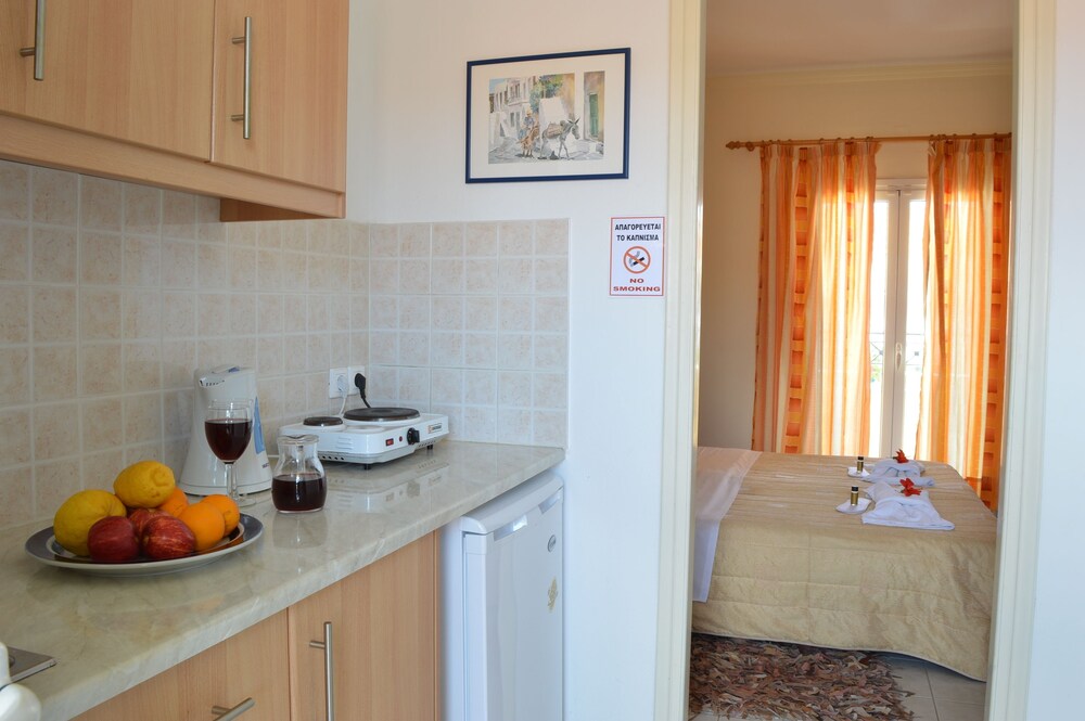 Studio - In-Room Kitchen