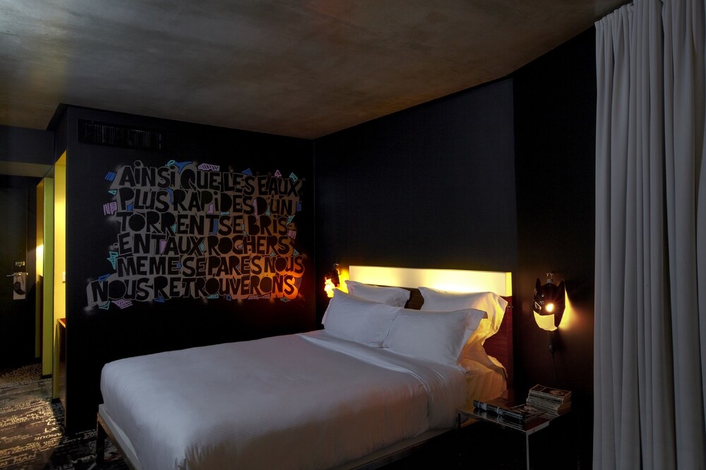 Double Room (Medium Mama) - Guestroom