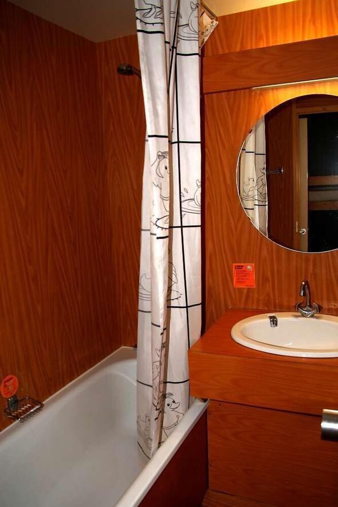 Comfort Apartment, 1 Bedroom (Station - 6 persons) - Bathroom