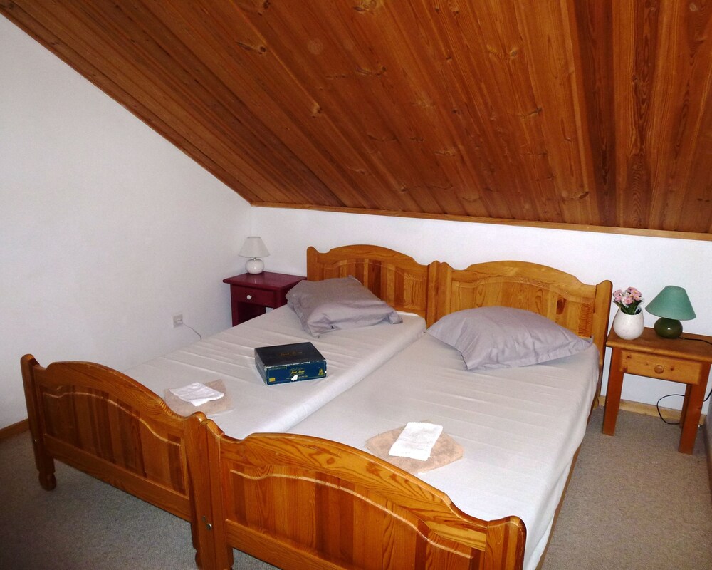 Chalet (Chloé - 8 personnes) - Guestroom
