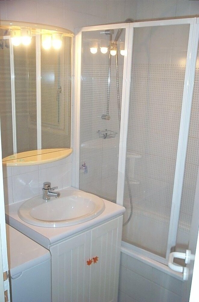 Apartment, 1 Bedroom (Hameau) - Bathroom