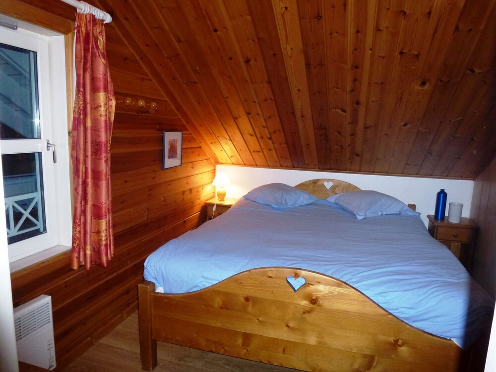 Chalet (Julie - 6 personnes) - Guestroom