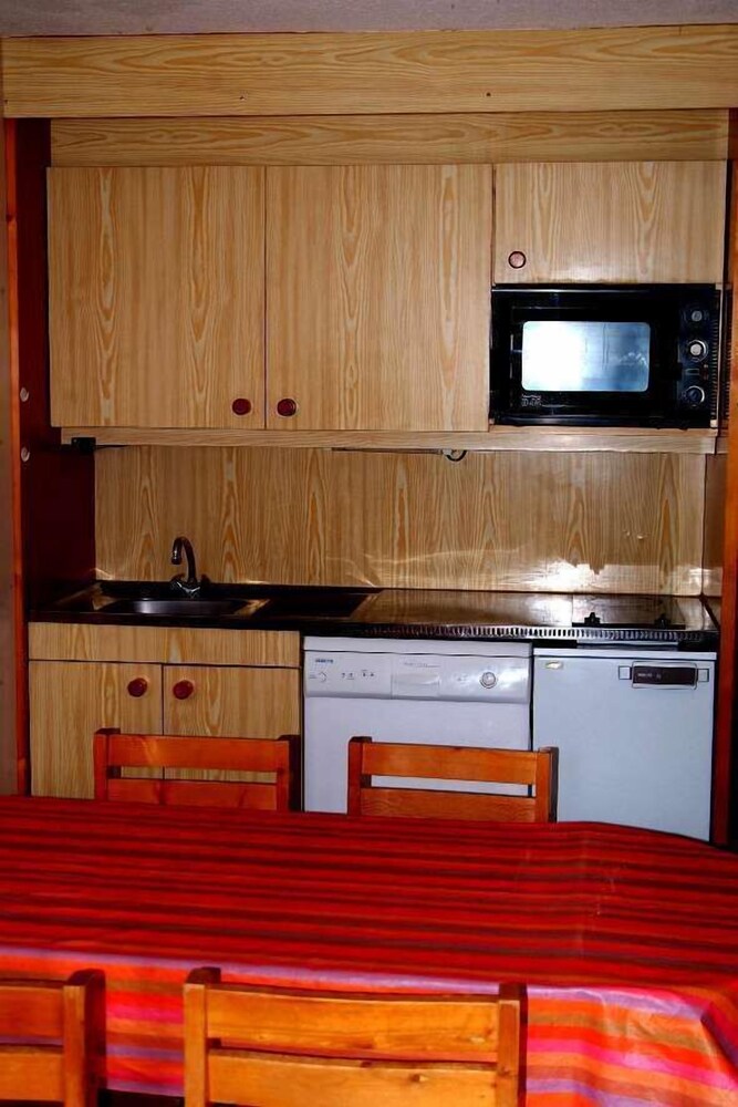 Comfort Apartment, 1 Bedroom (Station - 6 persons) - In-Room Kitchenette