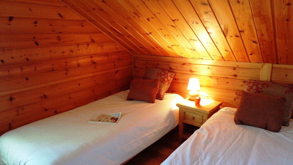 Chalet (Julie - 6 personnes) - Guestroom