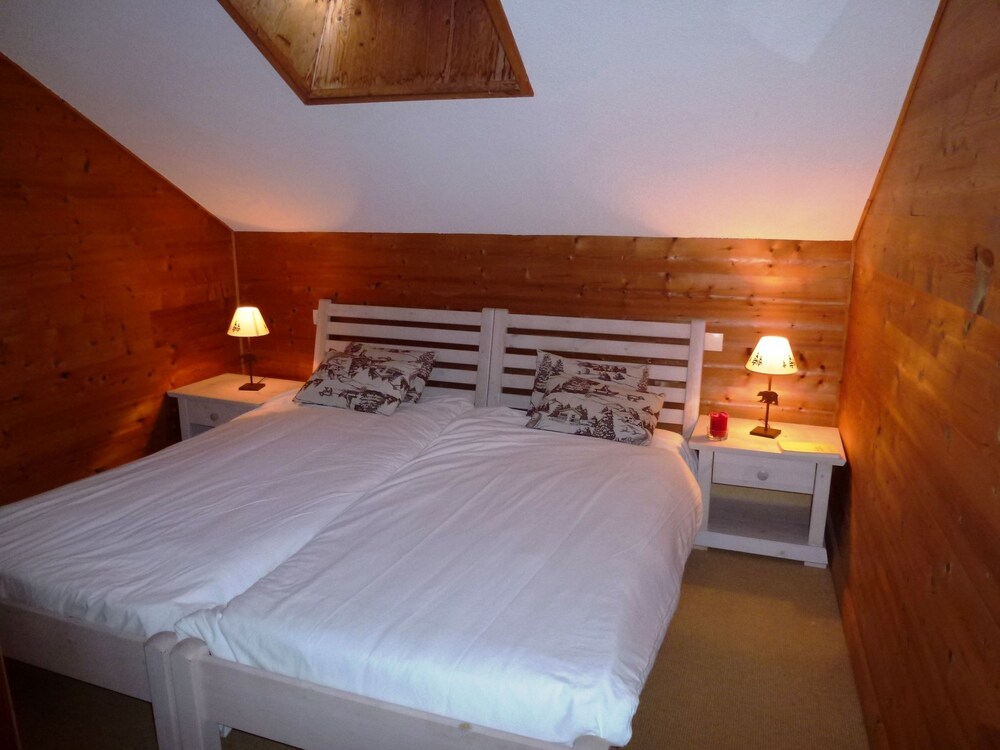 Chalet (Louise - 12 personnes) - Guestroom