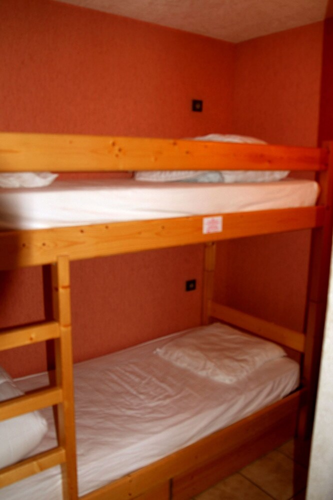 Comfort Apartment, 1 Bedroom (Station - 6 persons) - Guestroom