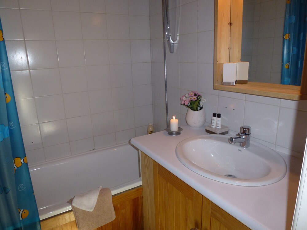 Chalet (Chloé - 8 personnes) - Bathroom