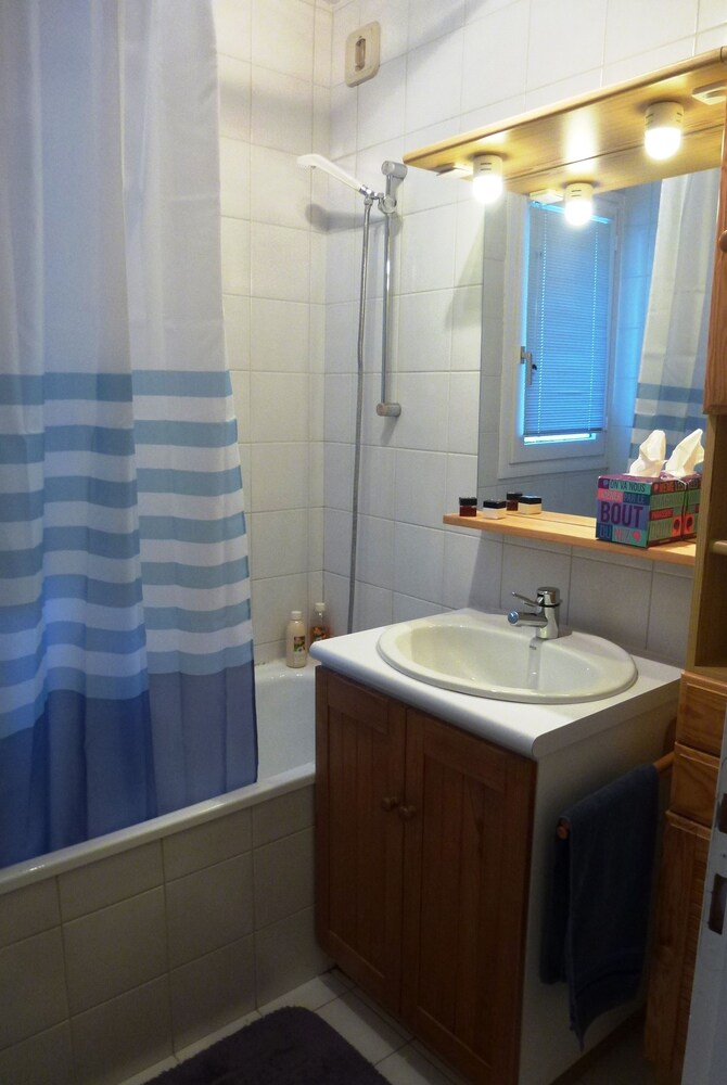 Apartment, 1 Bedroom (Hameau) - Bathroom