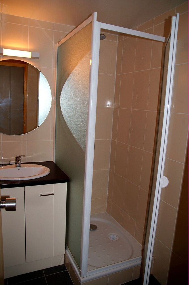 Comfort Apartment, 1 Bedroom (Station - 6 persons) - Bathroom