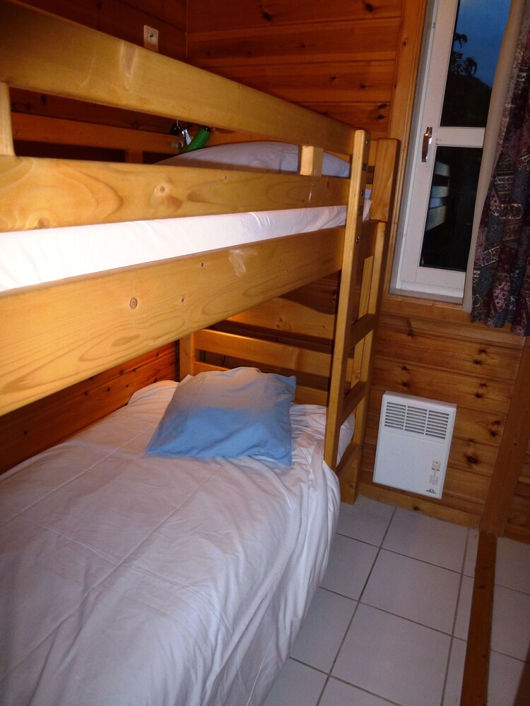 Chalet (Julie - 6 personnes) - Guestroom