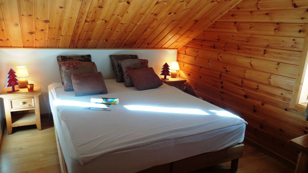 Chalet (Julie - 6 personnes) - Guestroom