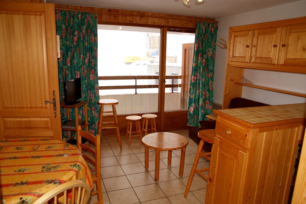 Comfort Apartment, 1 Bedroom (Station - 6 persons) - In-Room Amenity
