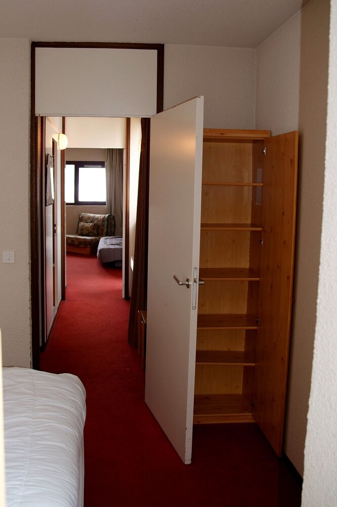 Comfort Apartment, 1 Bedroom (Station - 6 persons) - Guestroom