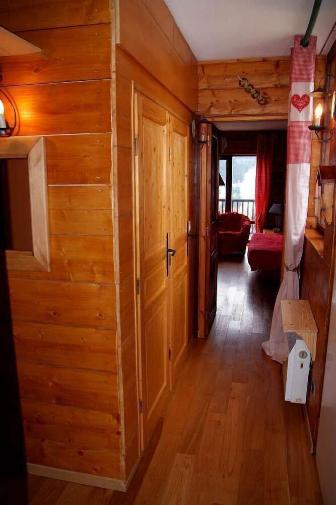 Comfort Apartment, 1 Bedroom (Station - 6 persons) - Guestroom