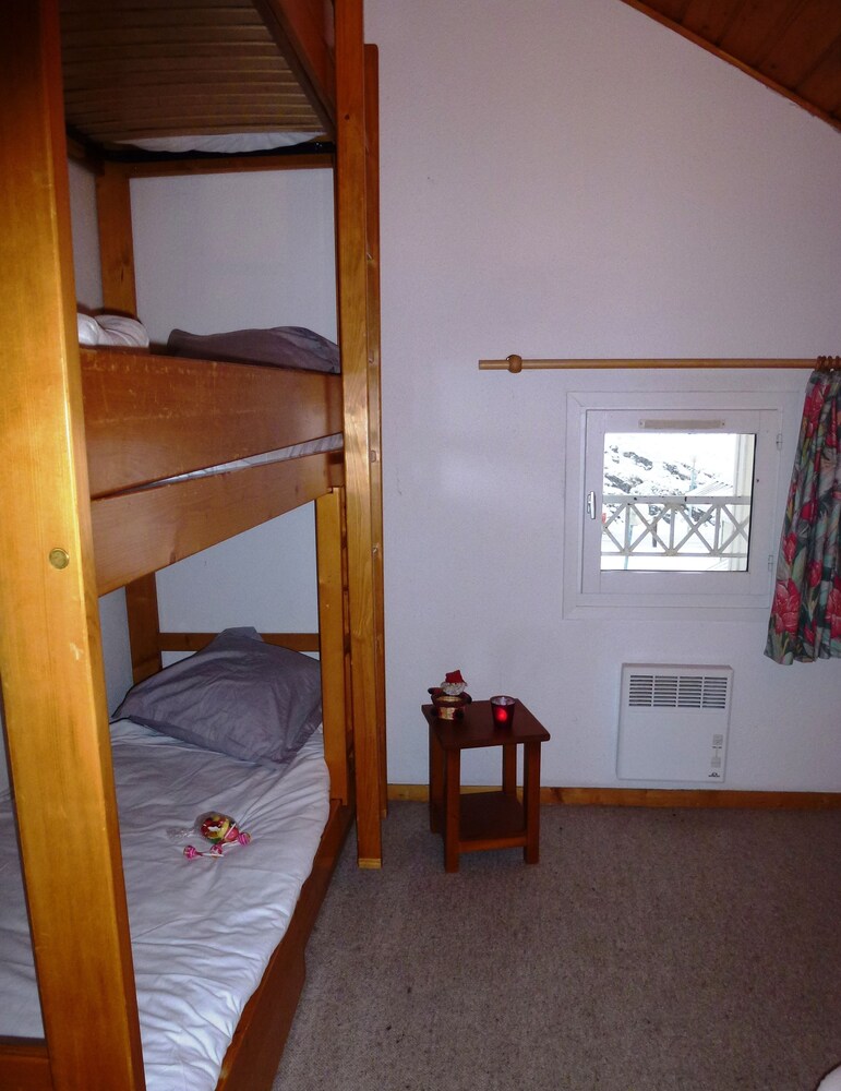 Apartment, 2 Bedrooms (Hameau) - Guestroom