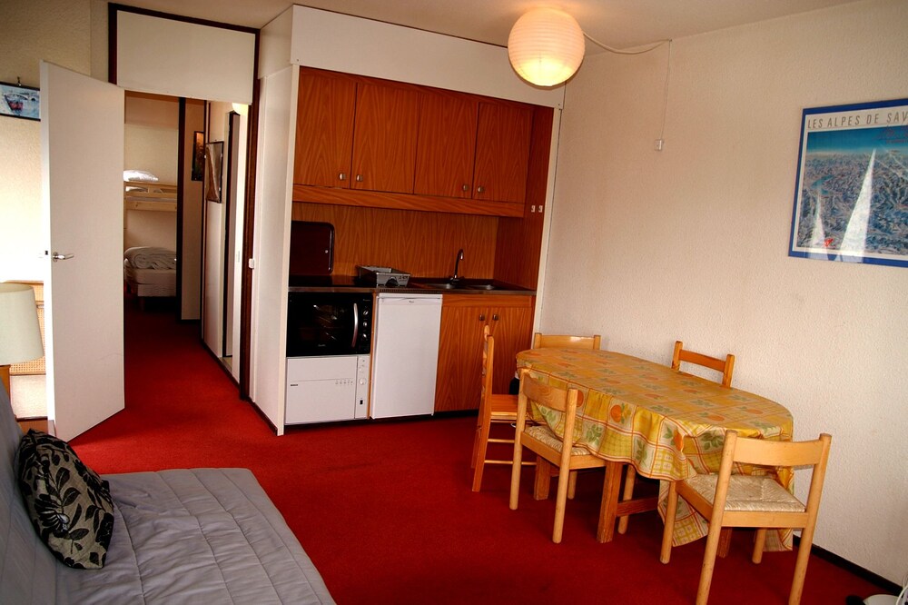 Comfort Apartment, 1 Bedroom (Station - 6 persons) - Living Area