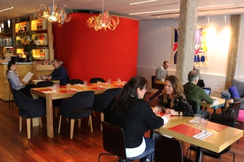 Food Court