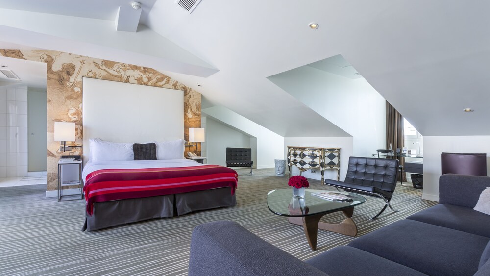 Guestroom