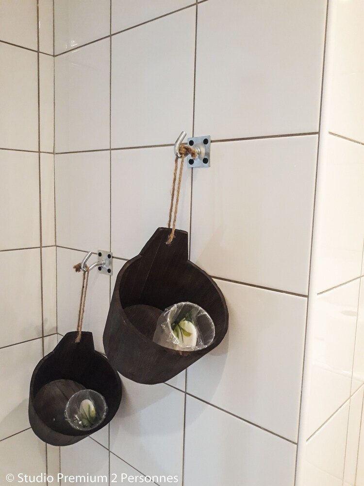 Superior Studio - Bathroom Amenities