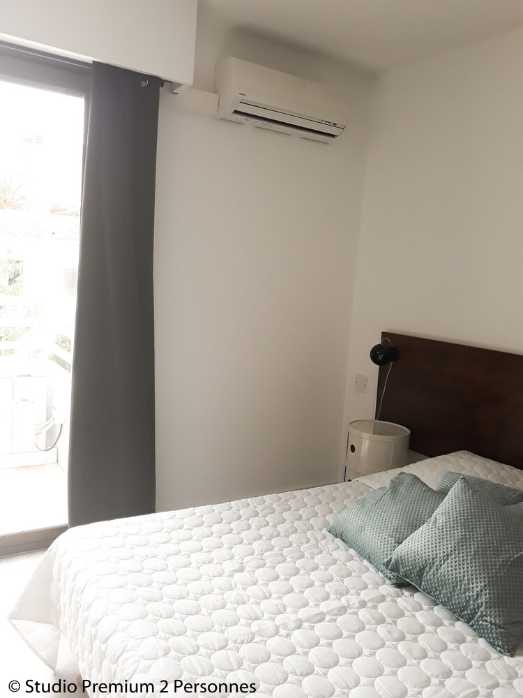 Superior Studio - Guestroom