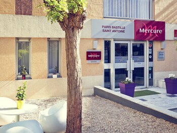 Hotel Entrance
