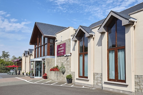 Farmers Kitchen Hotel