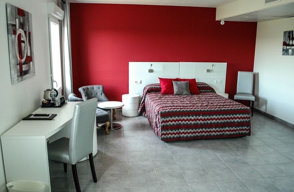 Guestroom